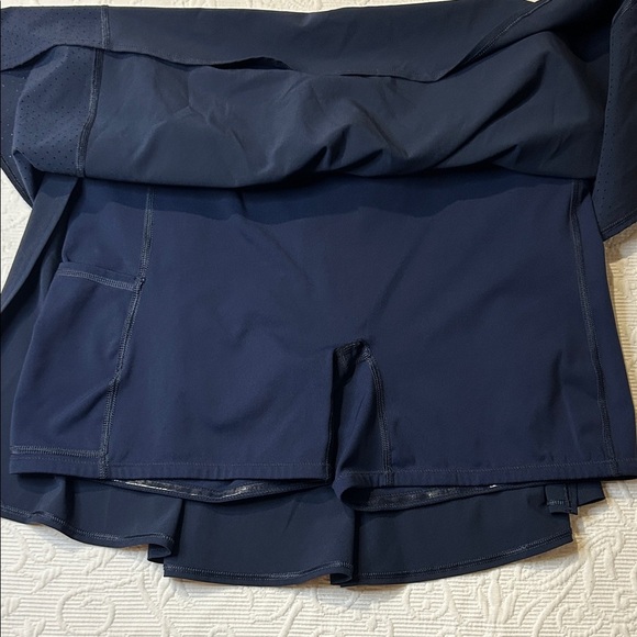 SPANX Get Moving Dark Blue Skort. XL. Nearly New. - Picture 4 of 12